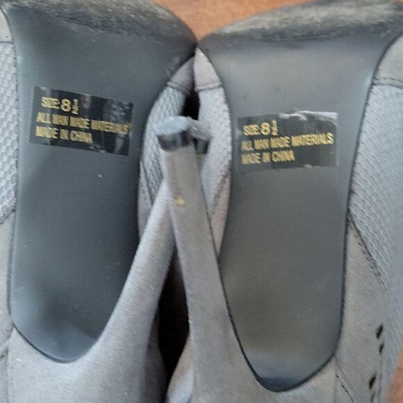 QUPID FAUX SUEDE HIGH HEEL BACK ZIPPER OPEN TOE BOOTIES - Picture 14 of 16